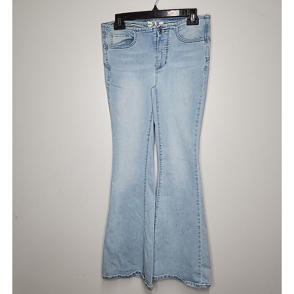 we the free people jeans flare leg No back pockets backless jeans Womens Size 27